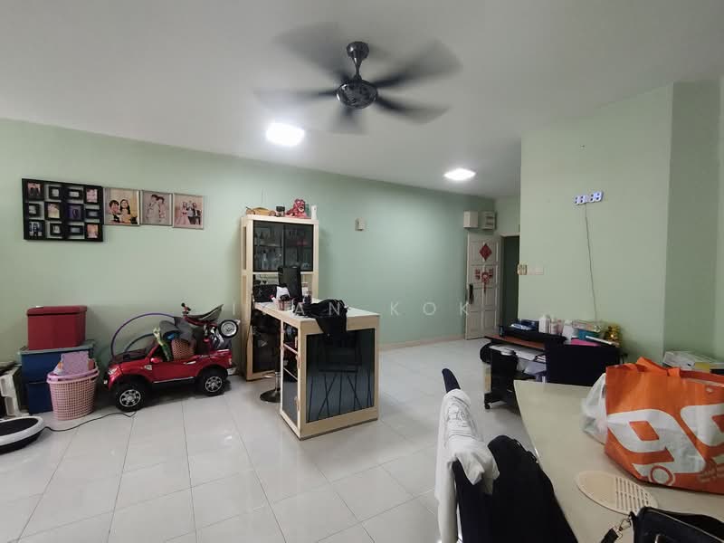 Condominium for Sale at Metropolitan Square Service Residence - Ivan Kok - Living Room - PropertyGuru.com.my