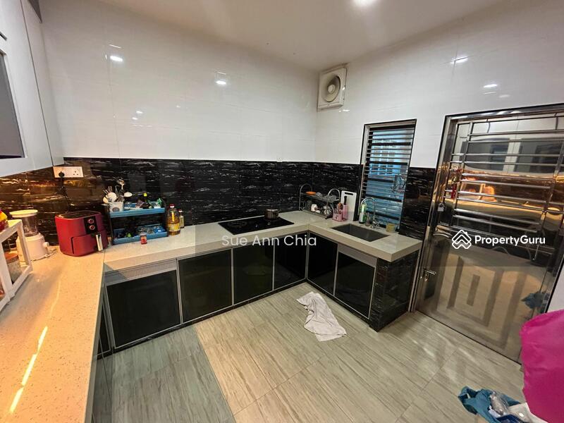 BANDAR PUTRA KULAI, Jalan Ceria, Bandar Putra, Kulai, Johor, 4 Bedrooms