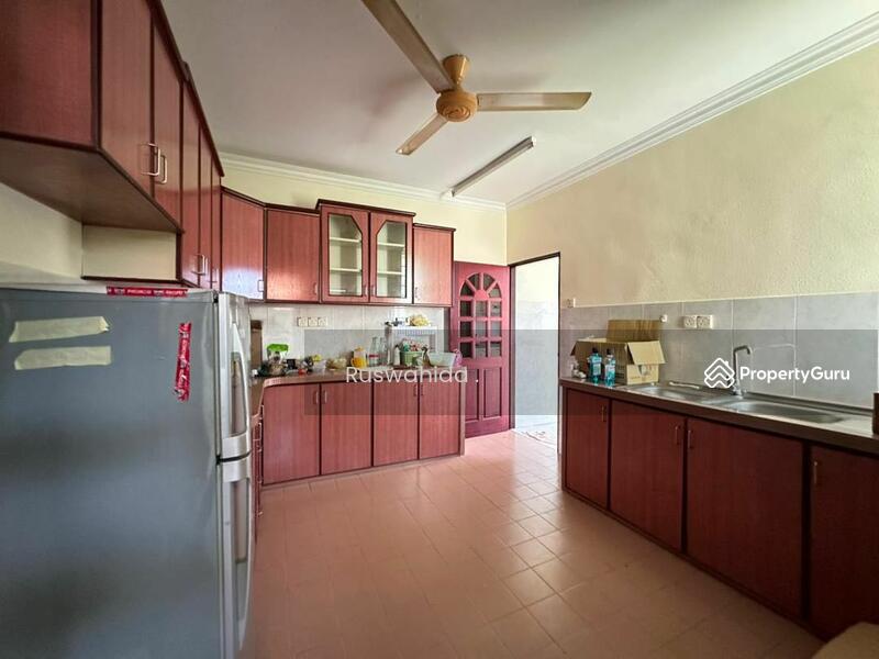 For Sale - Bungalow in Bukit Jambul for Sale