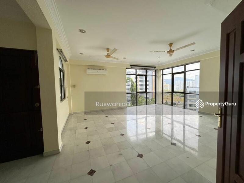 For Sale - Bungalow in Bukit Jambul for Sale