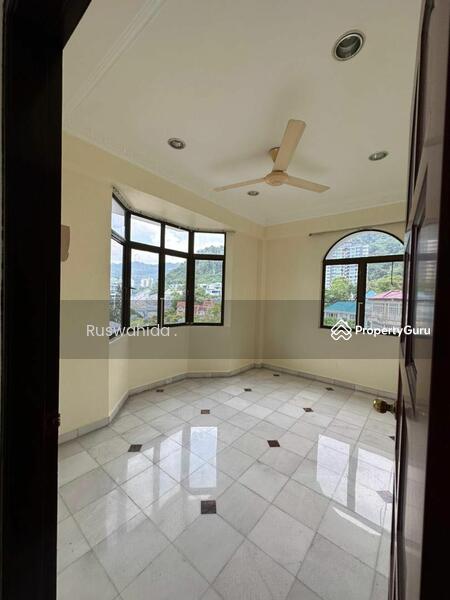For Sale - Bungalow in Bukit Jambul for Sale