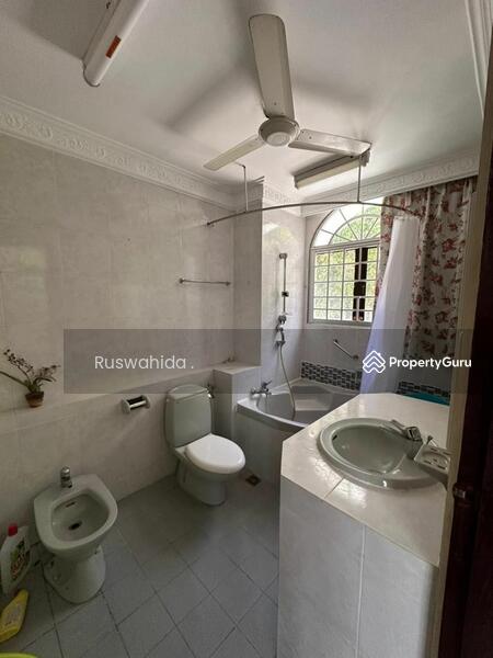 For Sale - Bungalow in Bukit Jambul for Sale