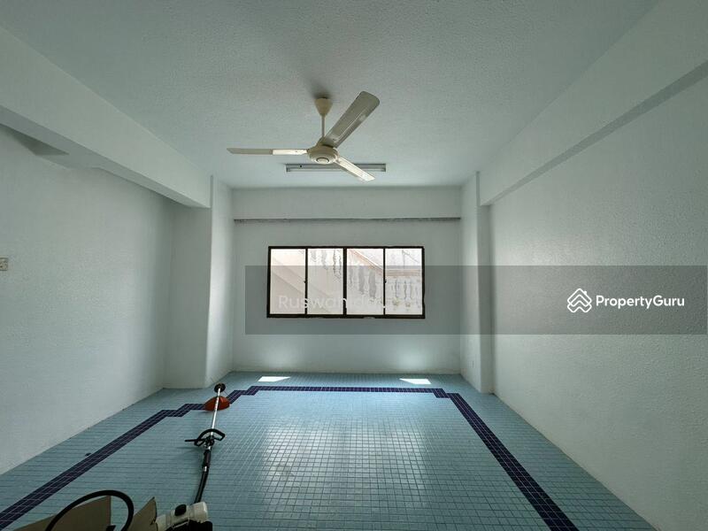 For Sale - Bungalow in Bukit Jambul for Sale