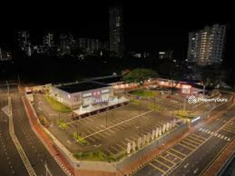 Untuk Disewa - Tree Square Shoplot