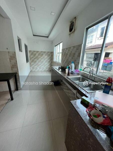 For Sale - Amerthyst 1 Emerald East