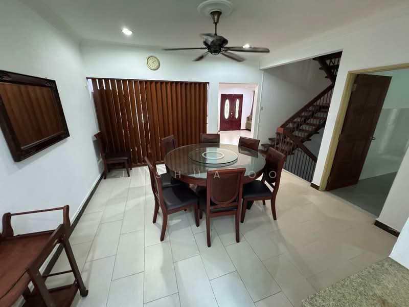 Semi-Detached House for Sale in Ampang Jaya (Ampang) - Jeshua Oo - Dining Room - PropertyGuru.com.my