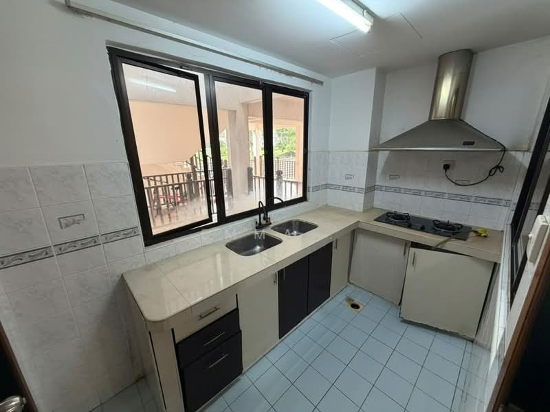 Condominium for Rent at Cyber Heights Villa - Emma . - Kitchen - PropertyGuru.com.my