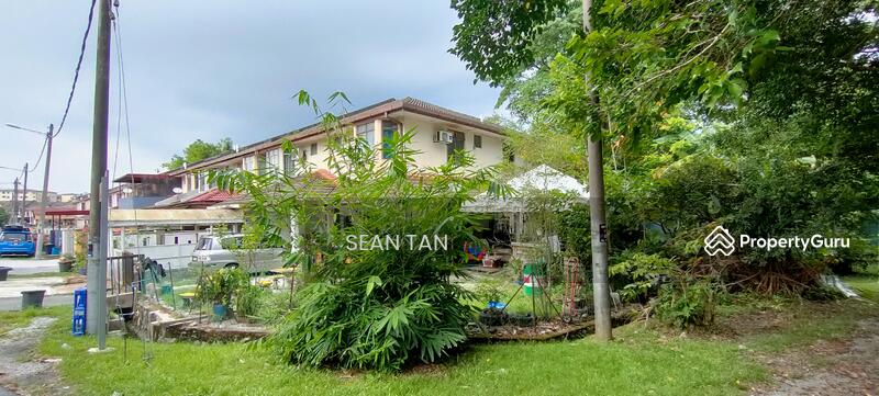 For Sale - Jalan Anggerik Bukit Sentosa Rawang 2 Sty Corner House For Sale