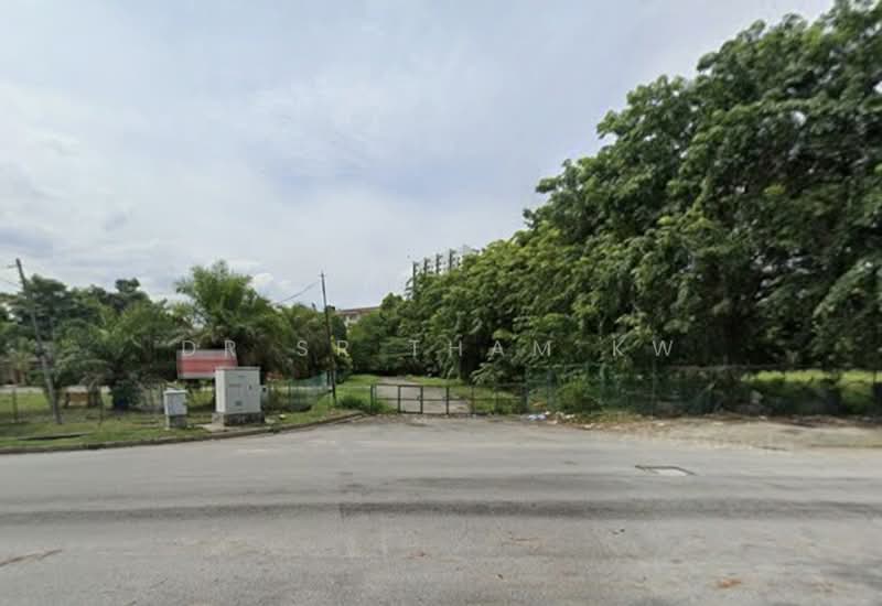 Kedai / Pejabat untuk Dijual di Bandar Puteri Puchong (Puchong) - Dr Sr Tham KW - Exterior - PropertyGuru.com.my