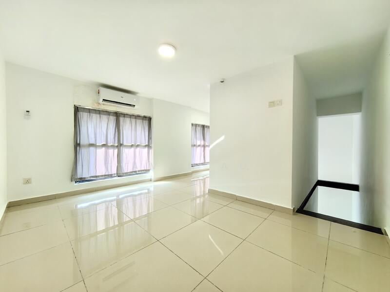 For Rent - SOHO @ Empire City