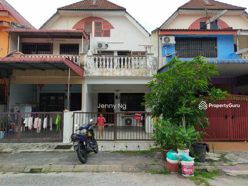Untuk Dijual - 2 1/2 Sty House at Falim Ipoh