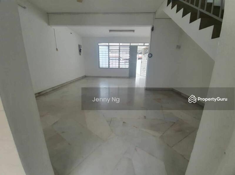 Untuk Dijual - 2 1/2 Sty House at Falim Ipoh