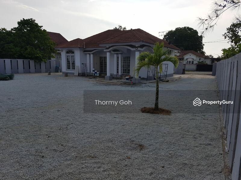 For Sale - Pantai Sepang Putra