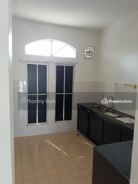 For Sale - Pantai Sepang Putra