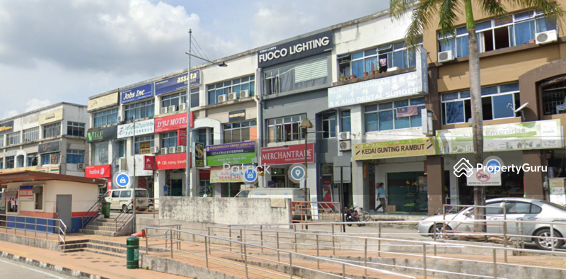 Untuk Dijual - 3 sty Shop Bukit Jambul Complex Opp PICC Bayan Baru