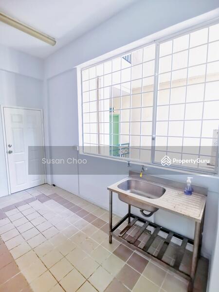 Condominium for Sale at Sri Golden Bay Condominium - Susan Choo - PropertyGuru.com.my