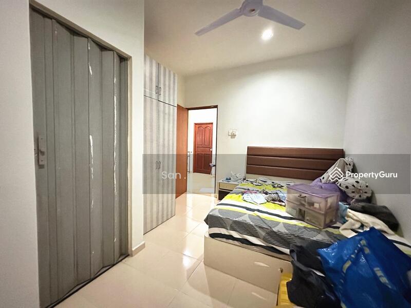 Untuk Dijual - Taman Megah Ria