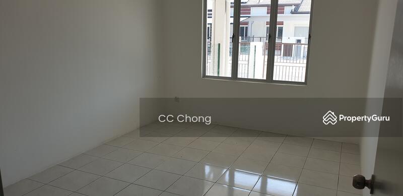 Untuk Dijual - SEMI D Taman Jujur Jeram, kuala selangor (15min to kapar town)