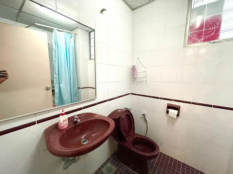 Condominium for Rent at Bayu Angkasa - Dominic Chandran - Bathroom - PropertyGuru.com.my