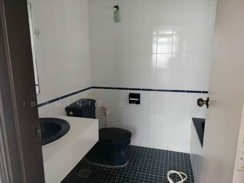 Condominium for Rent at Bayu Angkasa - Dominic Chandran - Bathroom - PropertyGuru.com.my