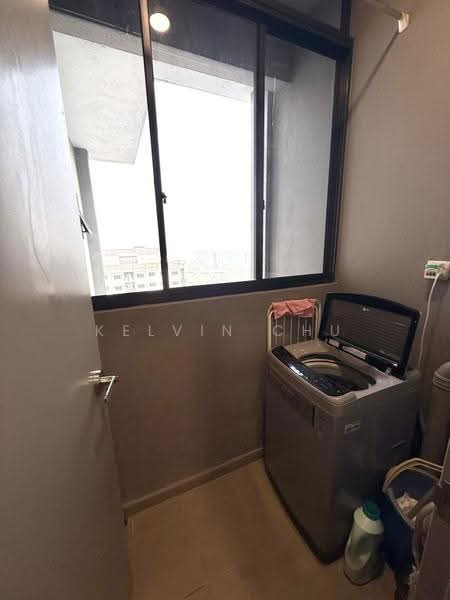 Kondominium untuk Disewa di Embayu - Kelvin Chu - Balcony - PropertyGuru.com.my