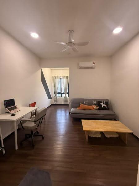 Kondominium untuk Disewa di Embayu - Kelvin Chu - Living Room - PropertyGuru.com.my