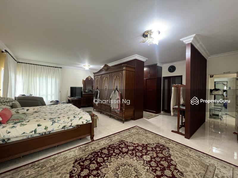 For Sale - Bandar Tun Hussein Onn