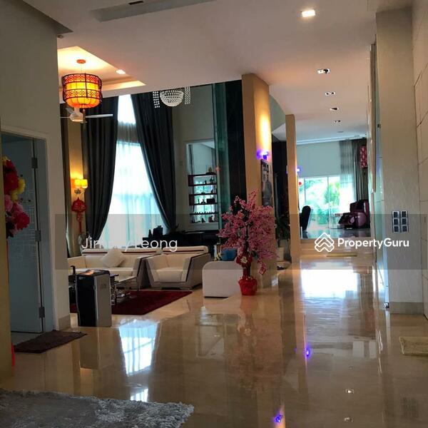 For Sale - MINES Waterfront Suites, Seri Kembangan