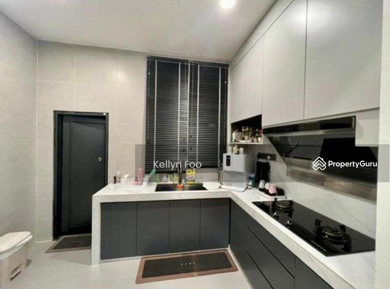 For Sale - 2.5 storey house at Ozana Residence Bukit Katil