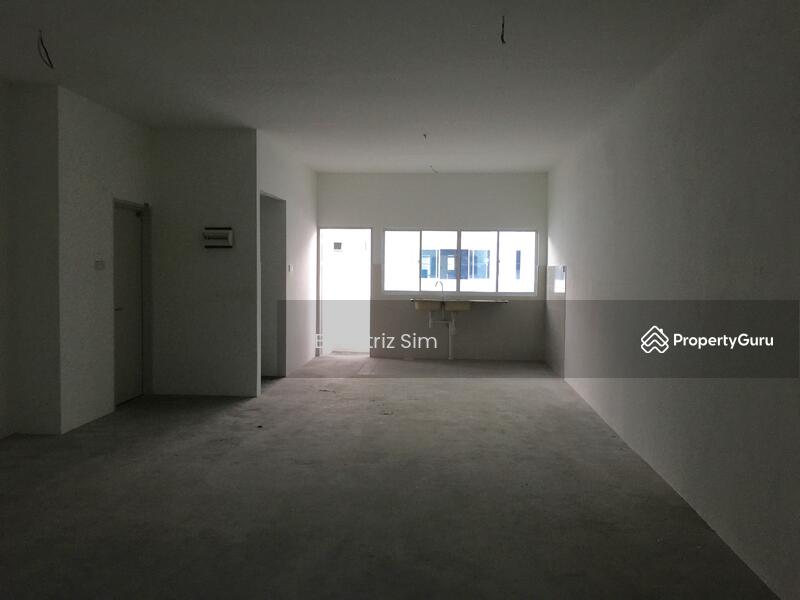 Untuk Dijual - 2-storey Shophouse, Desa Ilmu, Kota Samarahan