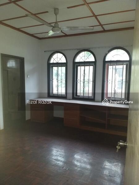 Rumah Banglo untuk Dijual di Taman Bukit Pantai (Bangsar) - Rizal Razak - PropertyGuru.com.my