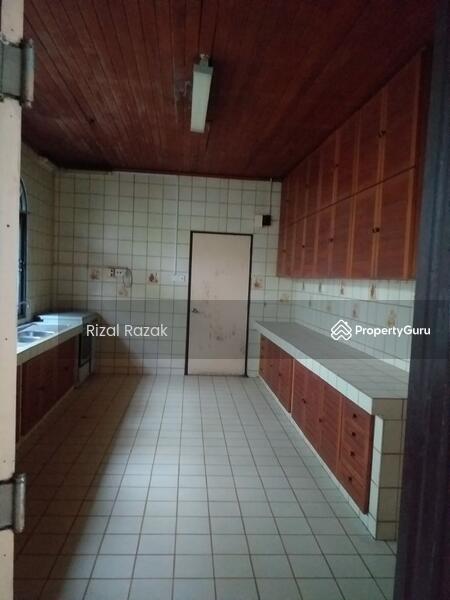 Rumah Banglo untuk Dijual di Taman Bukit Pantai (Bangsar) - Rizal Razak - PropertyGuru.com.my