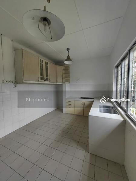 Kondominium untuk Disewa di 3rd Floor Damansara Villa Townhouse Condo Taman Sea Petaling Jaya - Stephanie . - PropertyGuru.com.my
