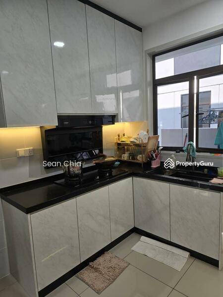 Rumah Bandar untuk Dijual di Eco Grandeur (Puncak Alam) - Sean Chia - PropertyGuru.com.my