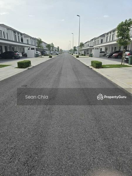 Rumah Bandar untuk Dijual di Eco Grandeur (Puncak Alam) - Sean Chia - PropertyGuru.com.my