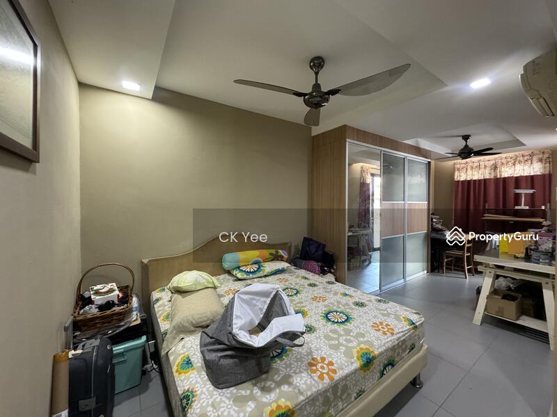 For Sale - Taman Esplanad