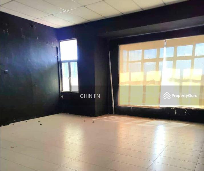 For Sale - Beside Maybank Face Main Road Freehold 2 Sty Shop Klebang Restu Ipoh