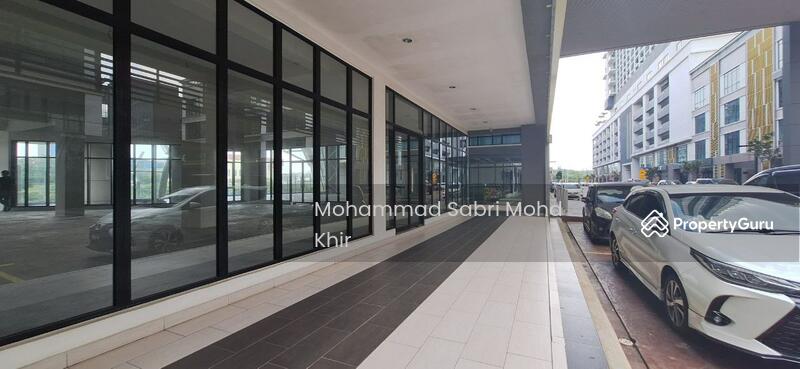 Retail Space for Rent in IOI Resort City (Putrajaya) - Mohammad Sabri Mohd Khir - Retail unit @ Block L - Ground corridor - PropertyGuru.com.my
