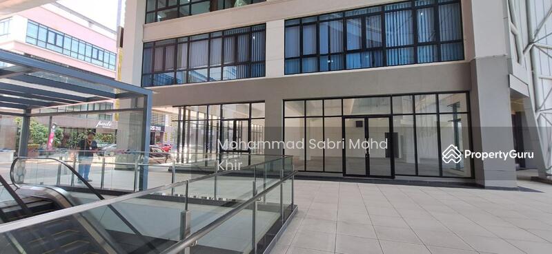 Block L Ground. Excalator to basement parking. 