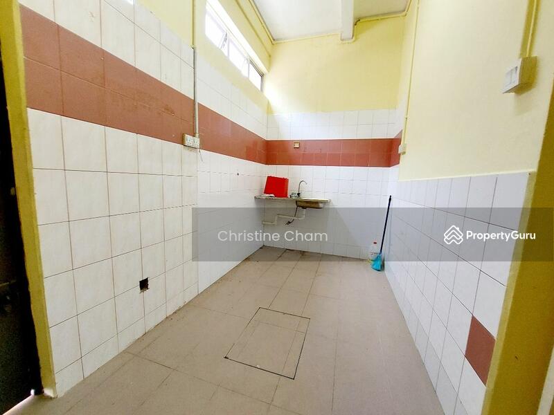 Untuk Disewa - Shop-office at Kota Tinggi
