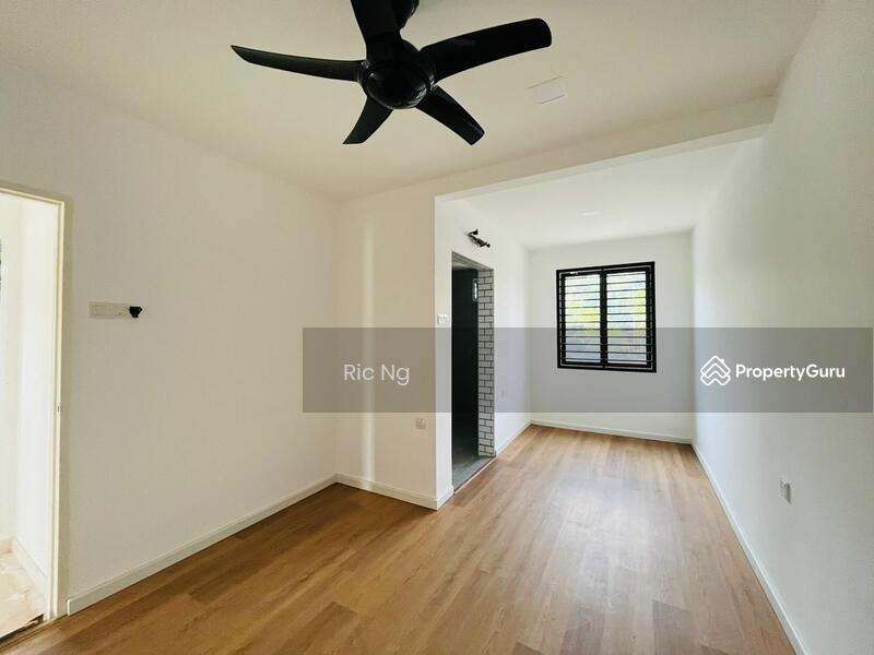 Indahpura Double Storey Terrace House ( Corner Lot ) For Sale, Jalan