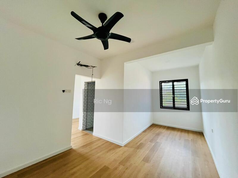 Indahpura Double Storey Terrace House ( Corner Lot ) For Sale, Jalan