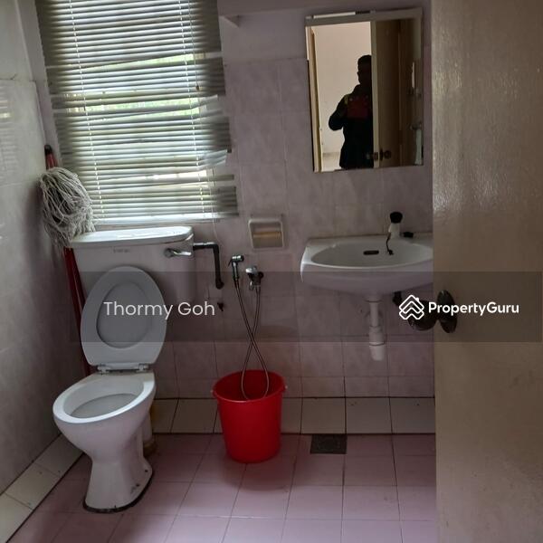 For Sale - Pantai Sepang Putra