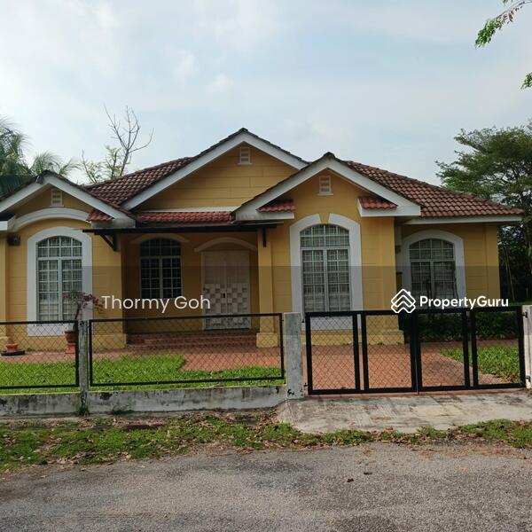 For Sale - Pantai Sepang Putra