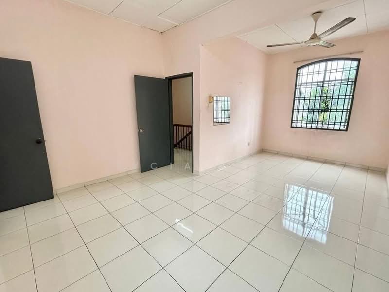 Rumah Teres 1.5 Tingkat untuk Dijual di Bandar Putra (Kulai) - Tycia Law - PropertyGuru.com.my