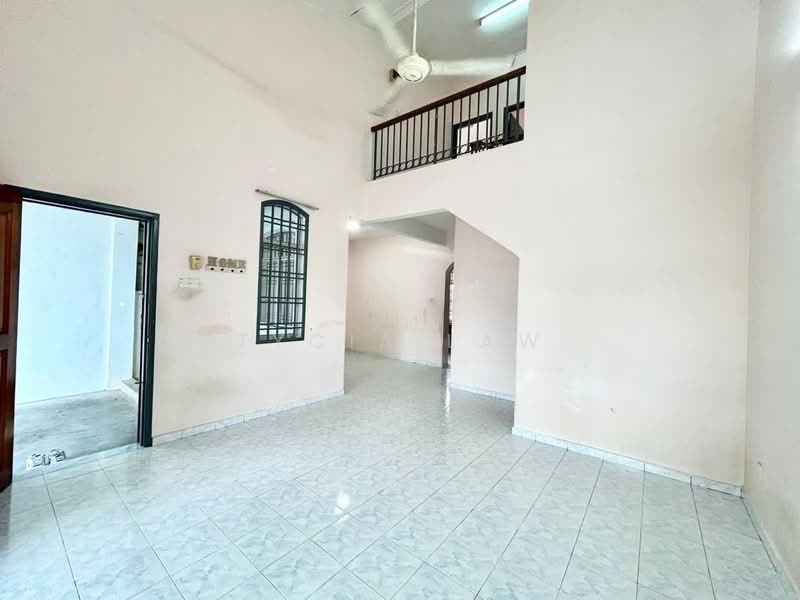 Rumah Teres 1.5 Tingkat untuk Dijual di Bandar Putra (Kulai) - Tycia Law - PropertyGuru.com.my