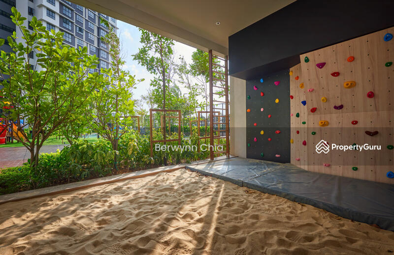 Sand Pit & Play Area