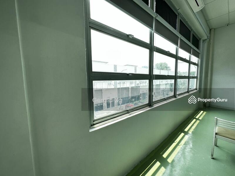 Untuk Dijual - Bukit Serdang Seri Kembangan Terrace Factory Shop 3sty Fully Tenanted Taman Bukit Serdang