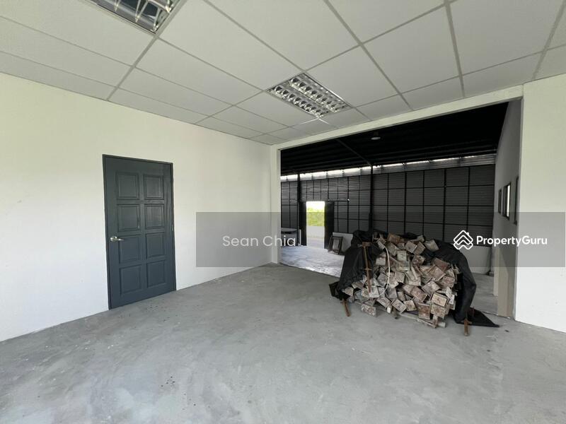 For Rent - 27200sf Warehouse 290x80 at Putra Heights Subang Jaya Puchong
