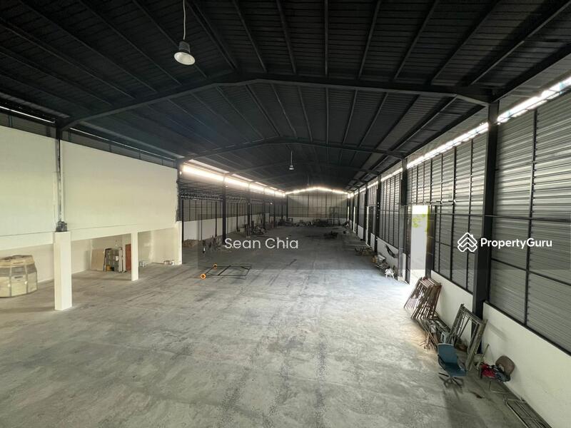 For Rent - 27200sf Warehouse 290x80 at Putra Heights Subang Jaya Puchong
